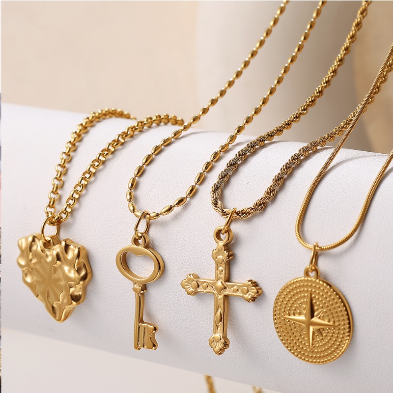 1個のステンレス鋼ペンダント、18Kゴールドメッキ、クラシッ - Cross Pendant Necklace Gold のレビューと価格