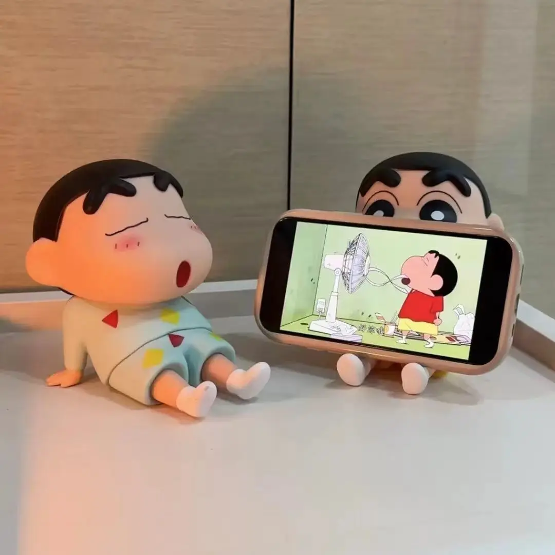 アニメ「クレヨンしんちゃん」フィギュア スマホスタンド かわ - Watch Accessories のレビューと価格
