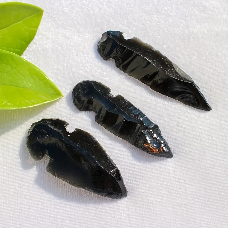 黒曜石の矢ペンダント 1 個 - 手彫りの天然石ペンダント、 - Crystal Pendant Necklace Natural Stone のレビューと価格