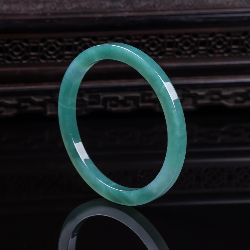 天然エメラルド 48-62 ミリメートルビルマエメラルド翡翠 - Bracelets のレビューと価格